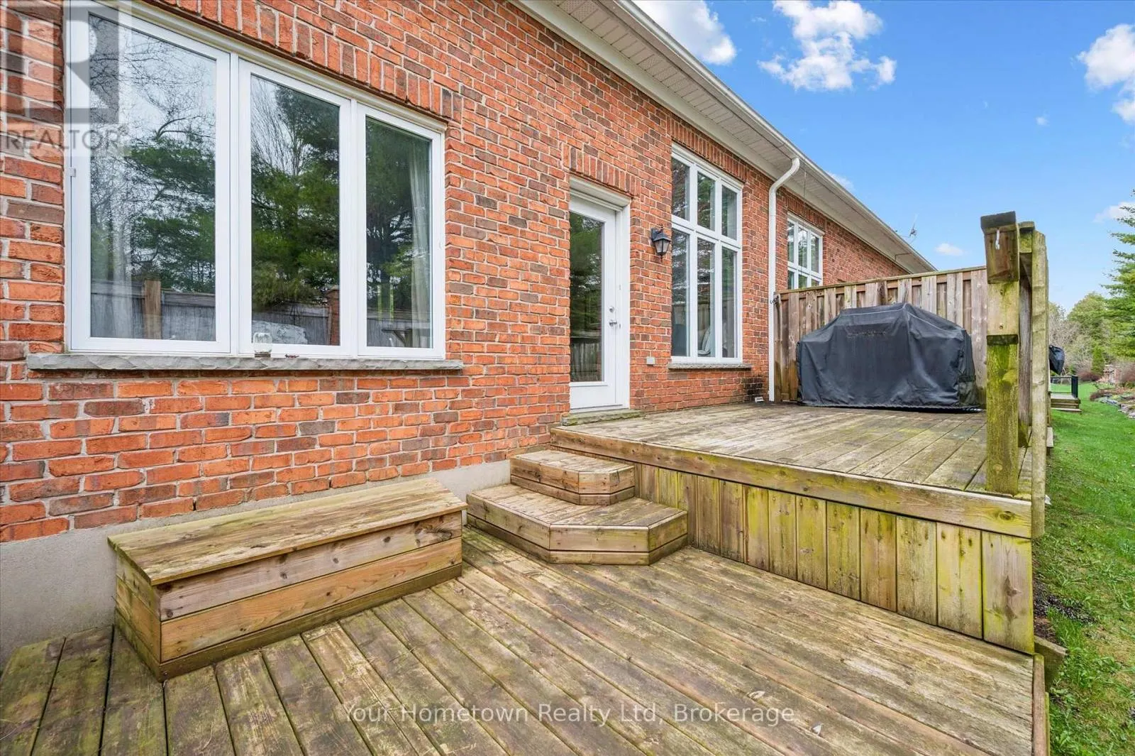 115 RIVERWALK PLACE