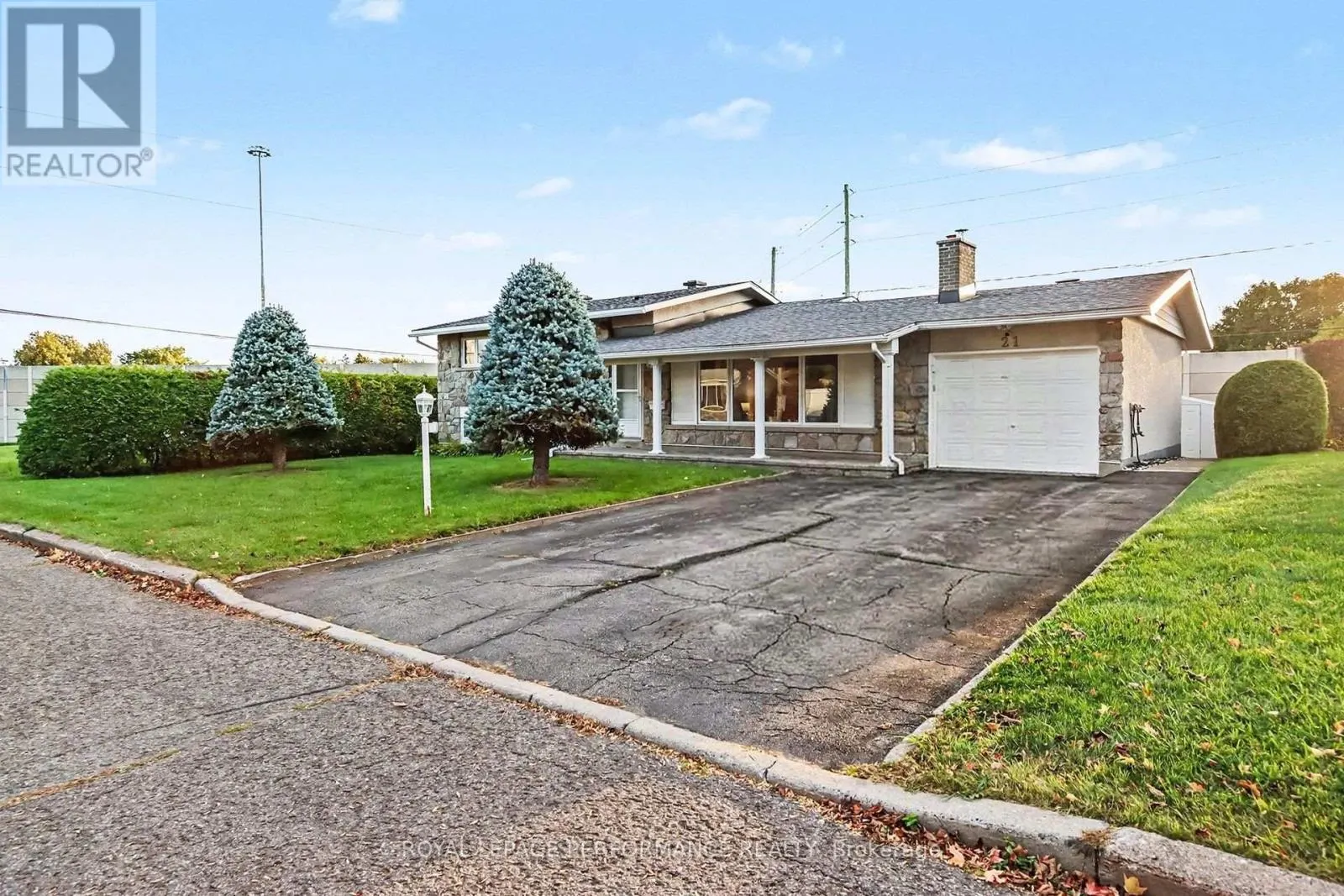 21 PULFORD CRESCENT