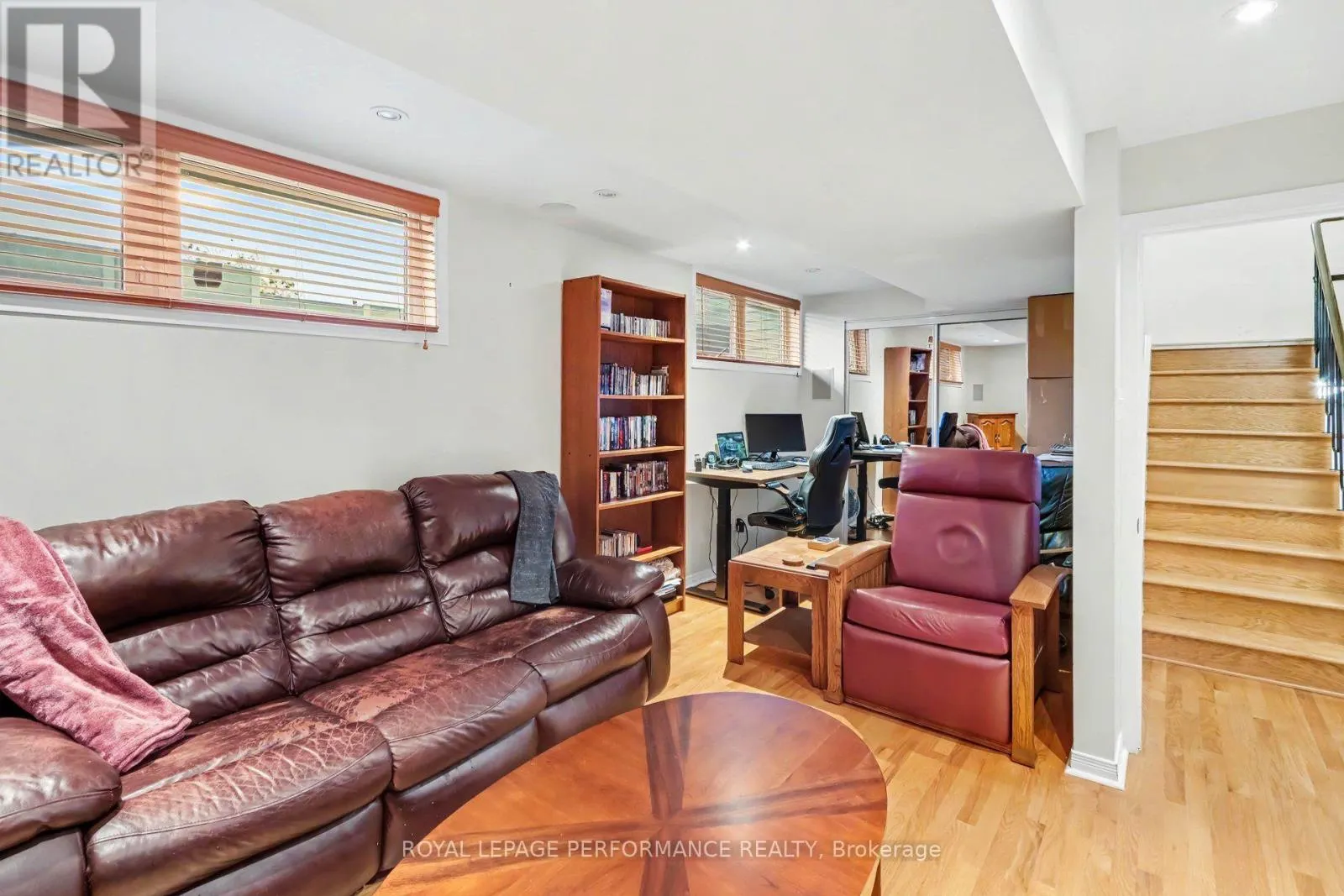 21 PULFORD CRESCENT