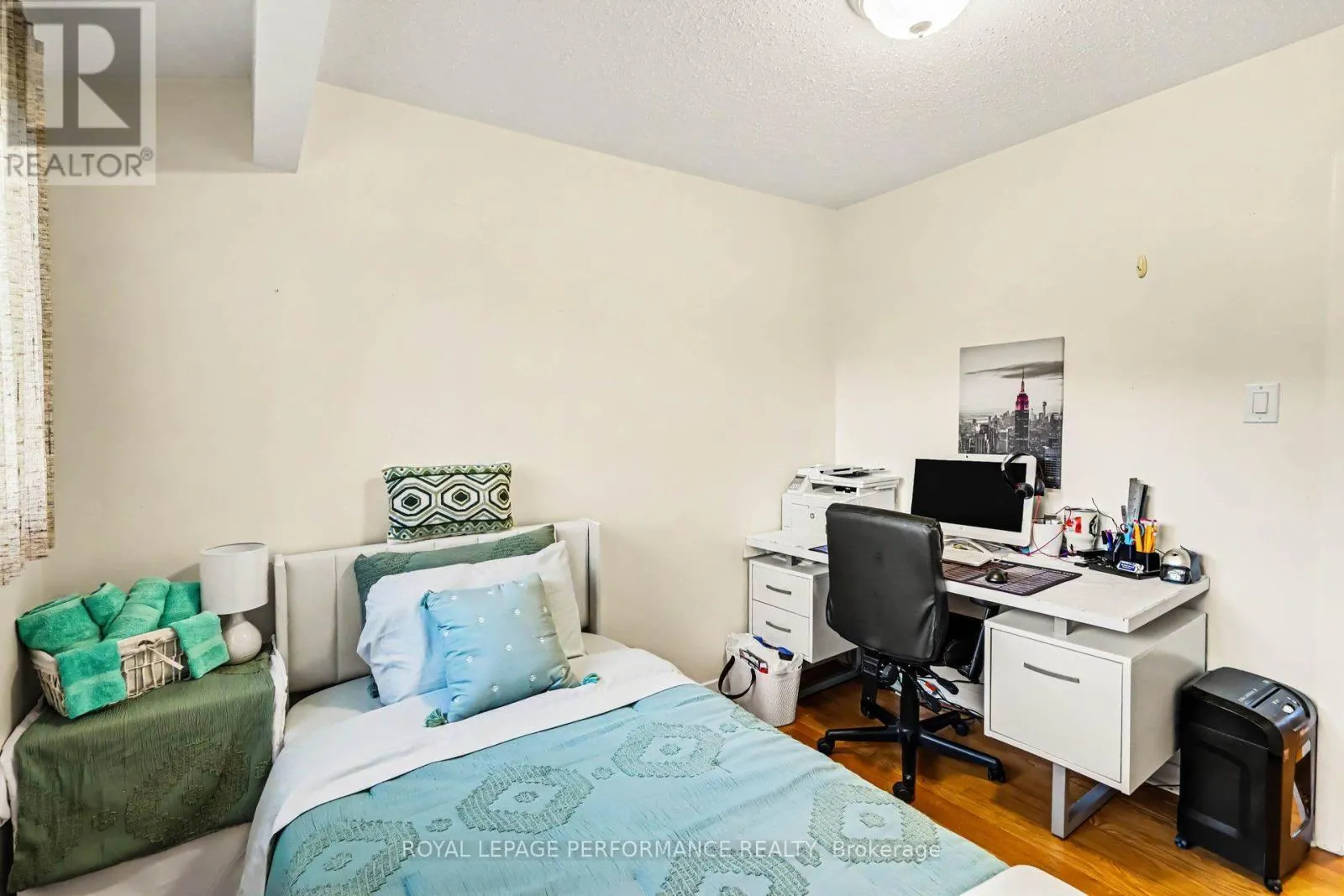 21 PULFORD CRESCENT