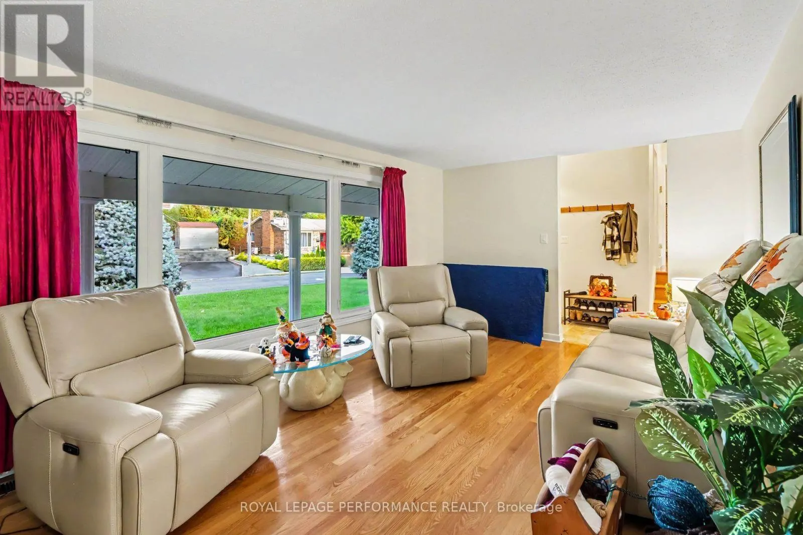 21 PULFORD CRESCENT
