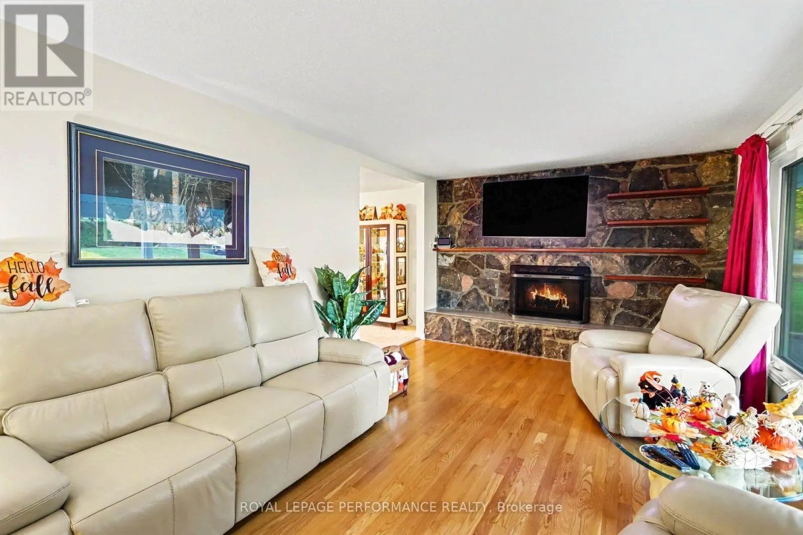 21 PULFORD CRESCENT