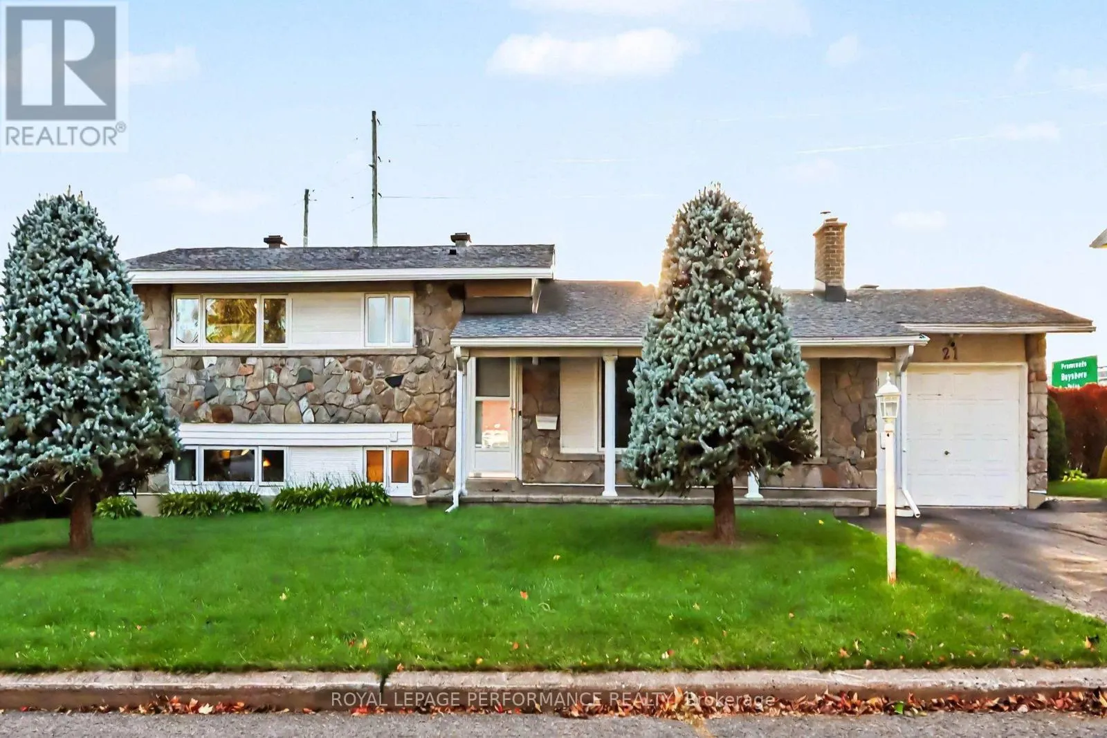 21 PULFORD CRESCENT