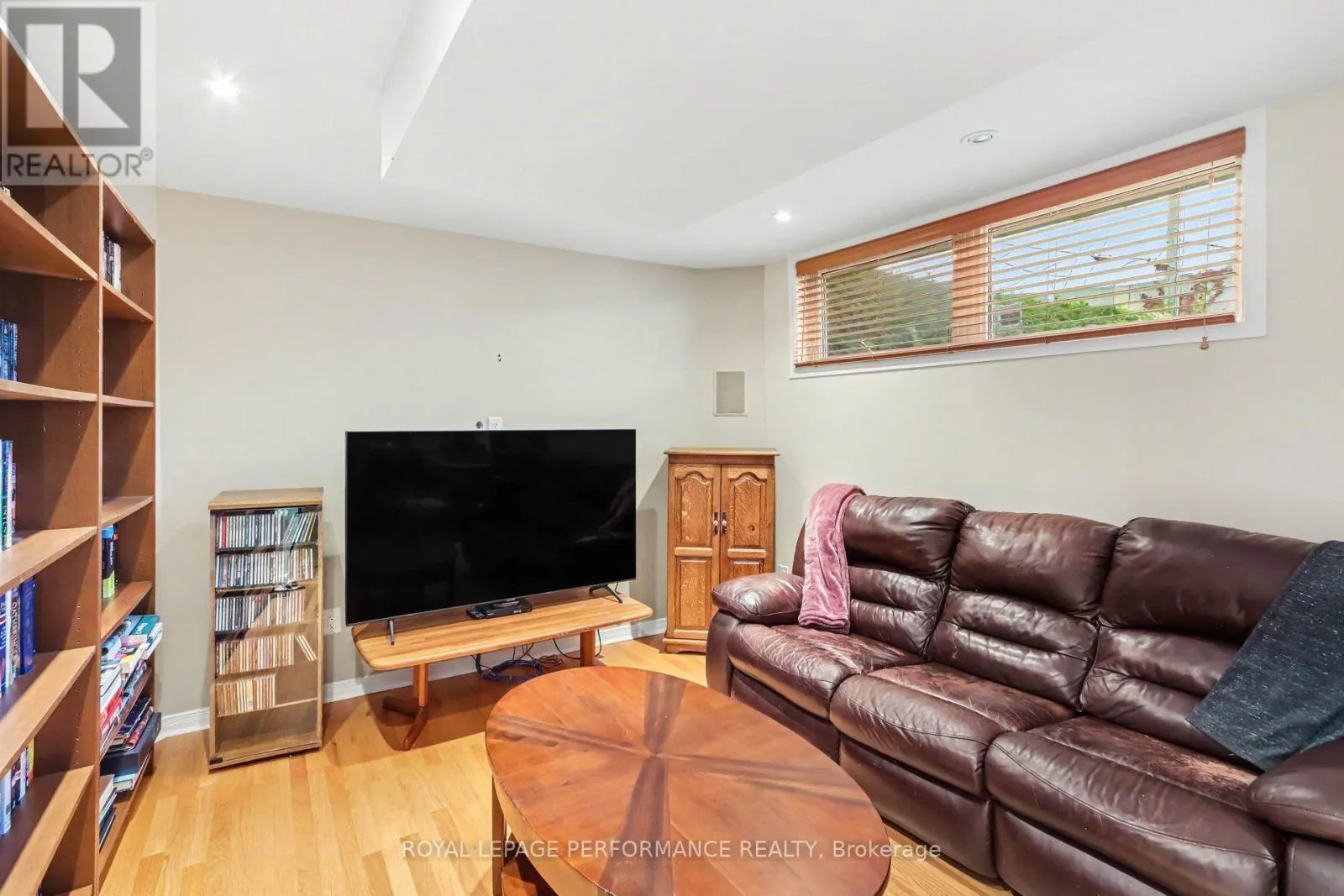 21 PULFORD CRESCENT