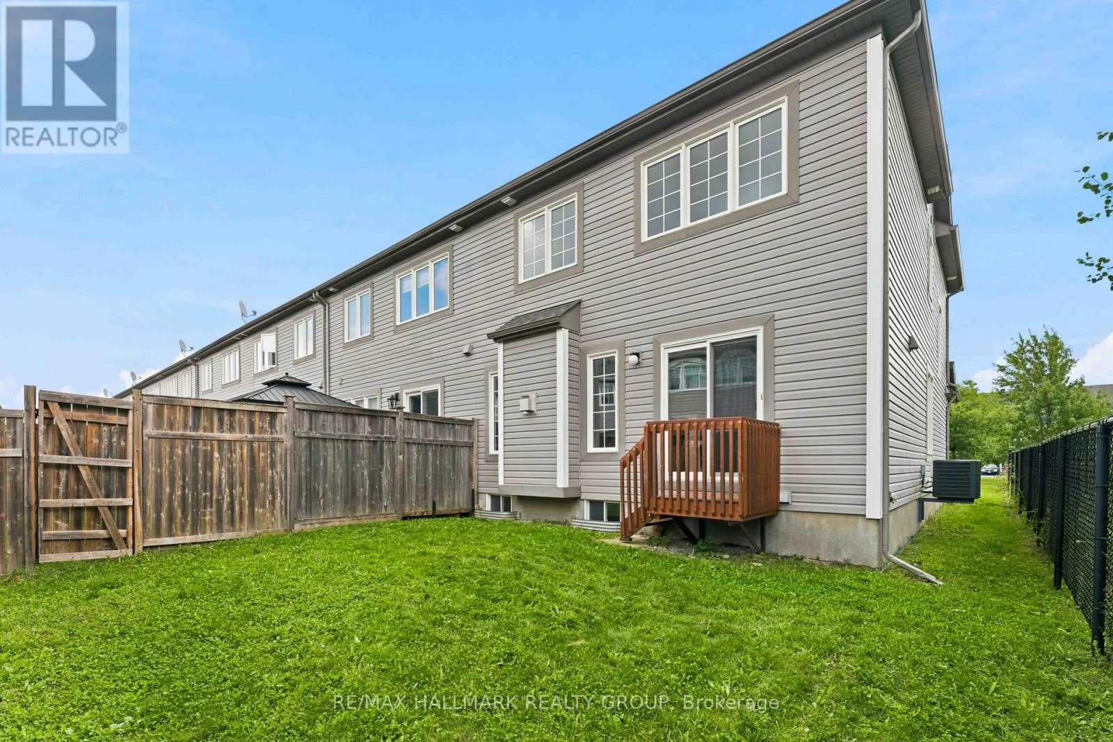 387 SWEET GRASS CIRCLE