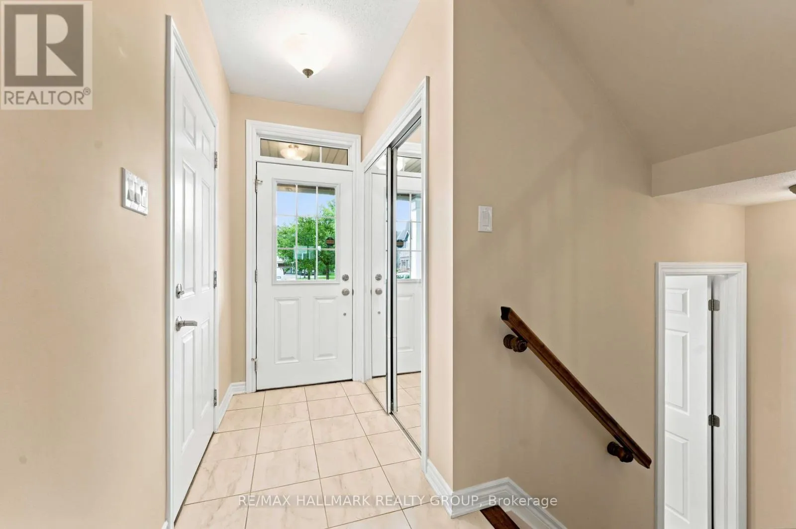 387 SWEET GRASS CIRCLE