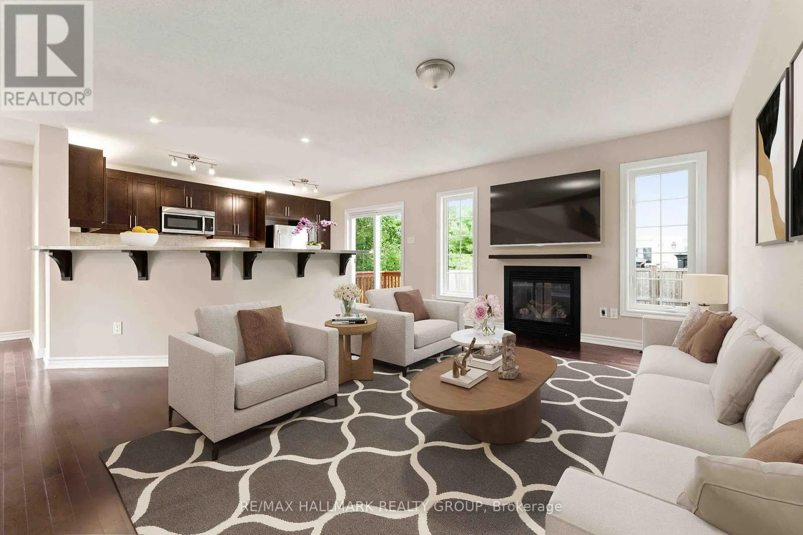 387 SWEET GRASS CIRCLE