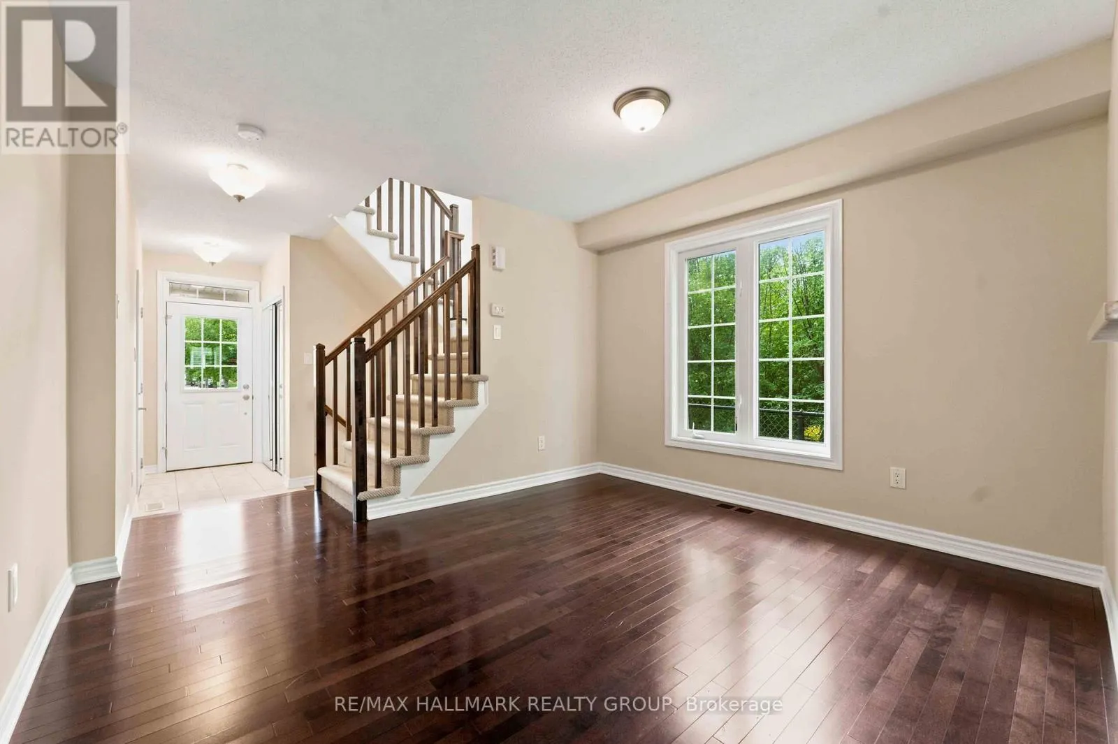 387 SWEET GRASS CIRCLE