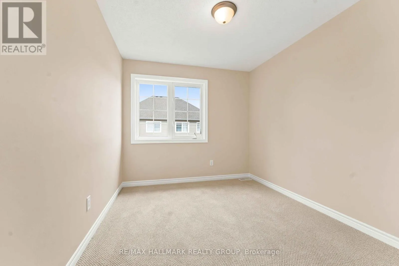 387 SWEET GRASS CIRCLE