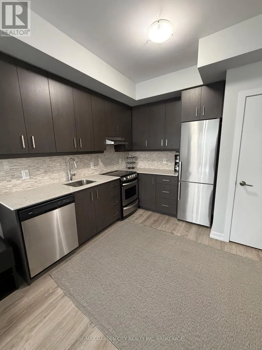 409 - 10 ESPLANADE LANE N #409