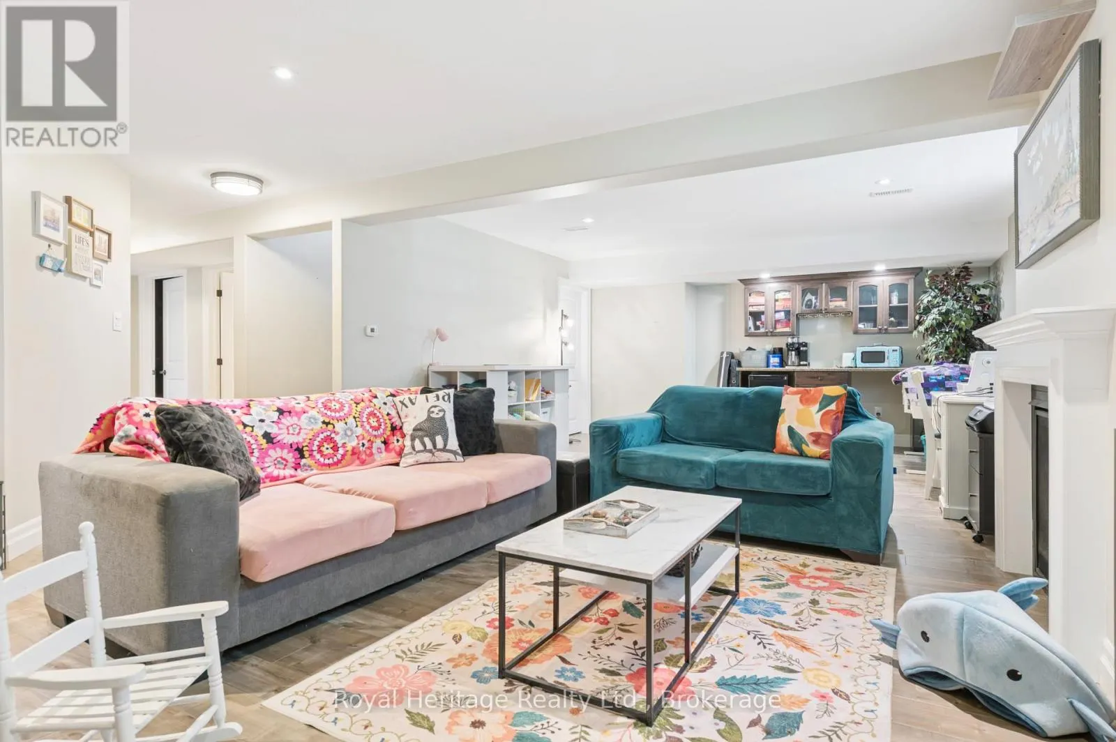40 AMBROSIA TERRACE