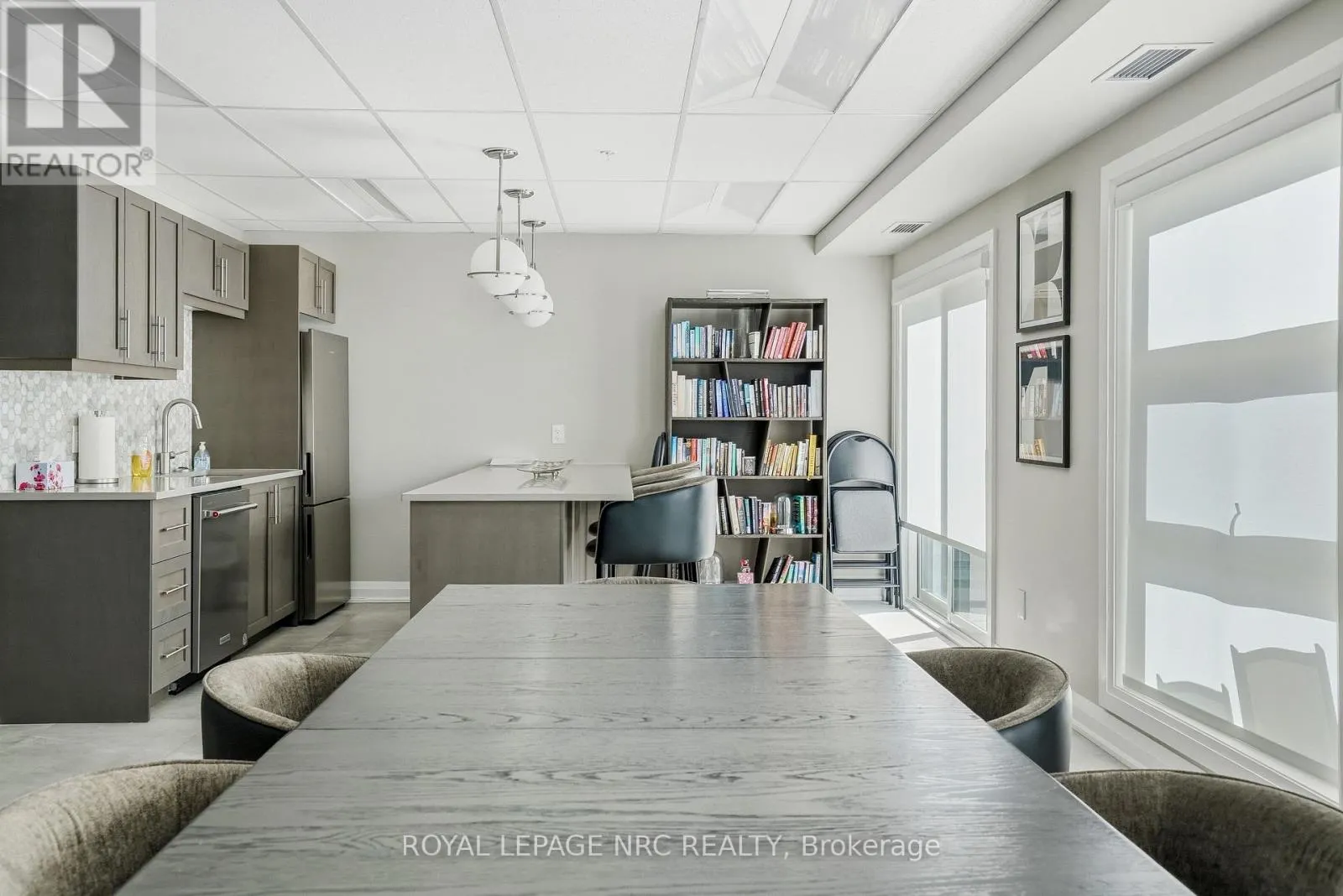 109 - 120 SUMMERSIDES BOULEVARD #109
