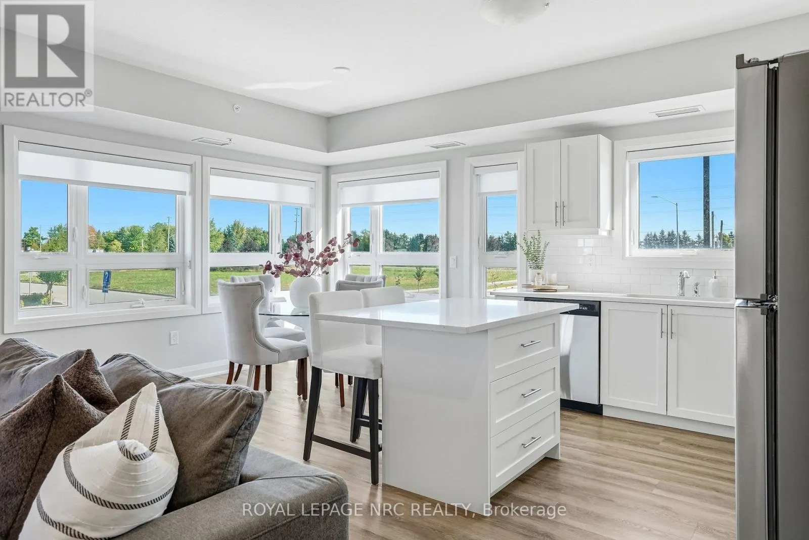 109 - 120 SUMMERSIDES BOULEVARD #109