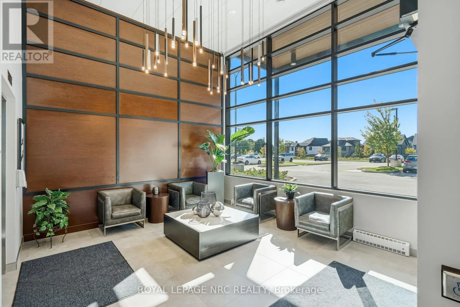 109 - 120 SUMMERSIDES BOULEVARD #109