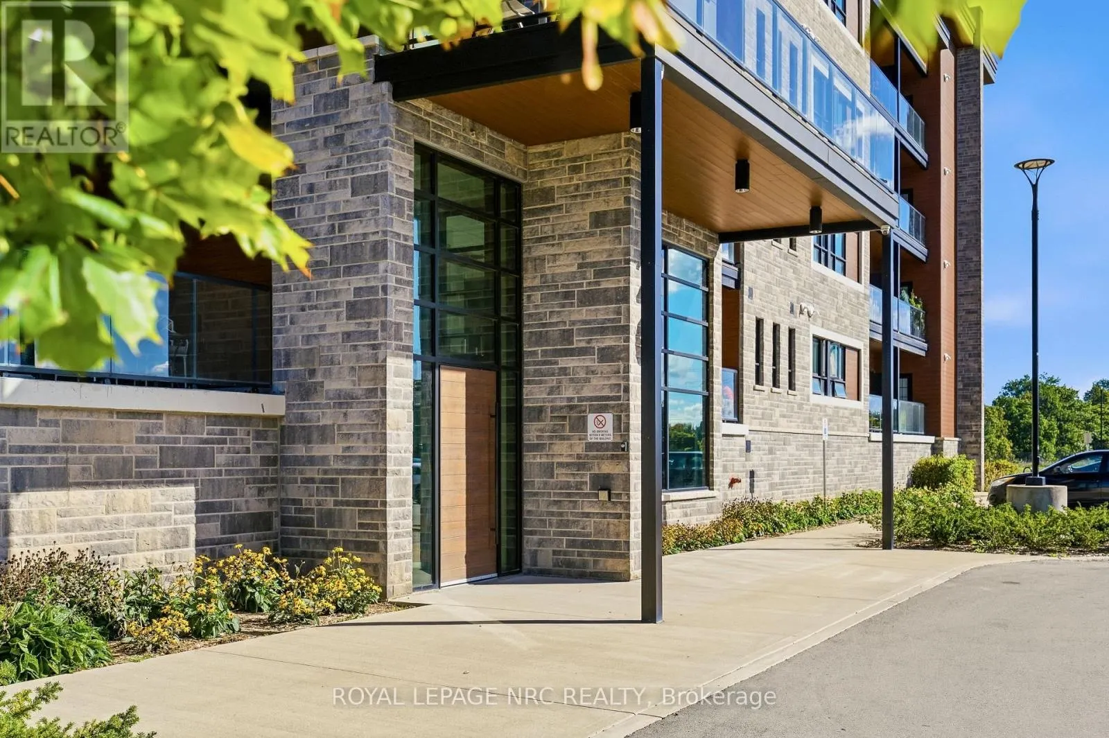 109 - 120 SUMMERSIDES BOULEVARD #109