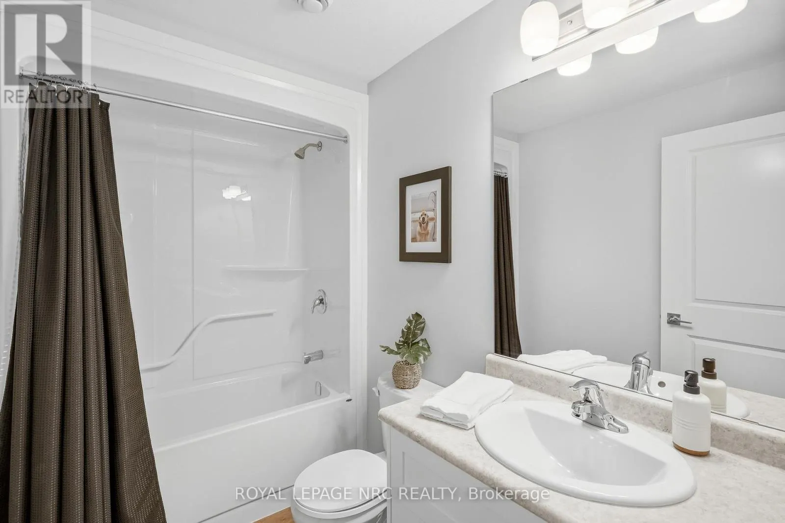 109 - 120 SUMMERSIDES BOULEVARD #109
