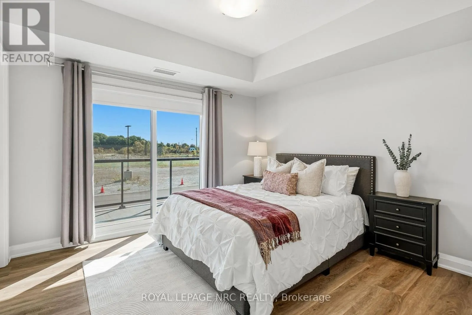 109 - 120 SUMMERSIDES BOULEVARD #109