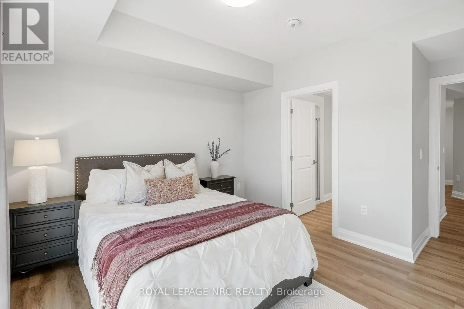 109 - 120 SUMMERSIDES BOULEVARD #109