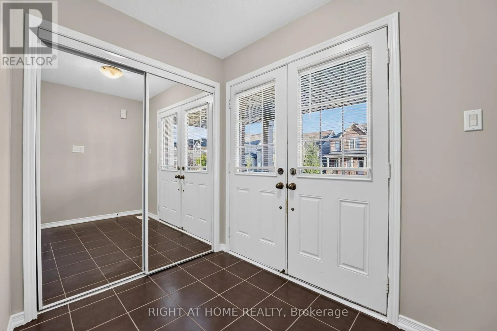 8460 SWEET CHESTNUT DRIVE