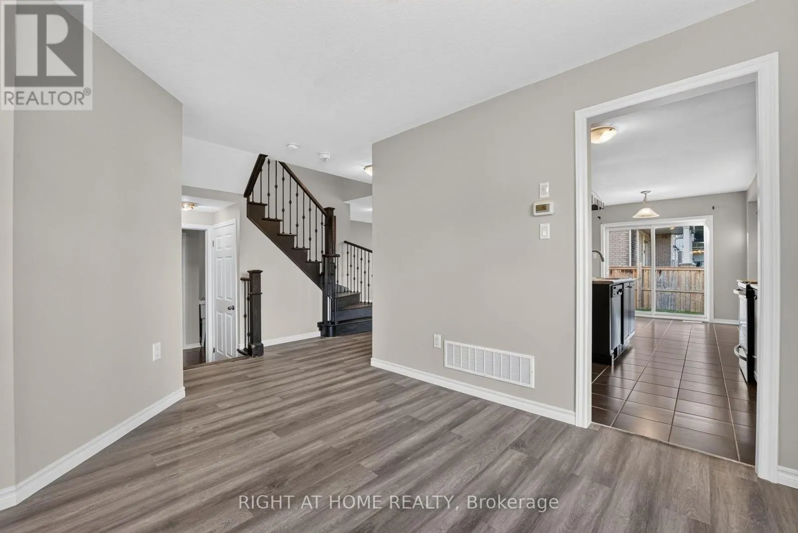 8460 SWEET CHESTNUT DRIVE