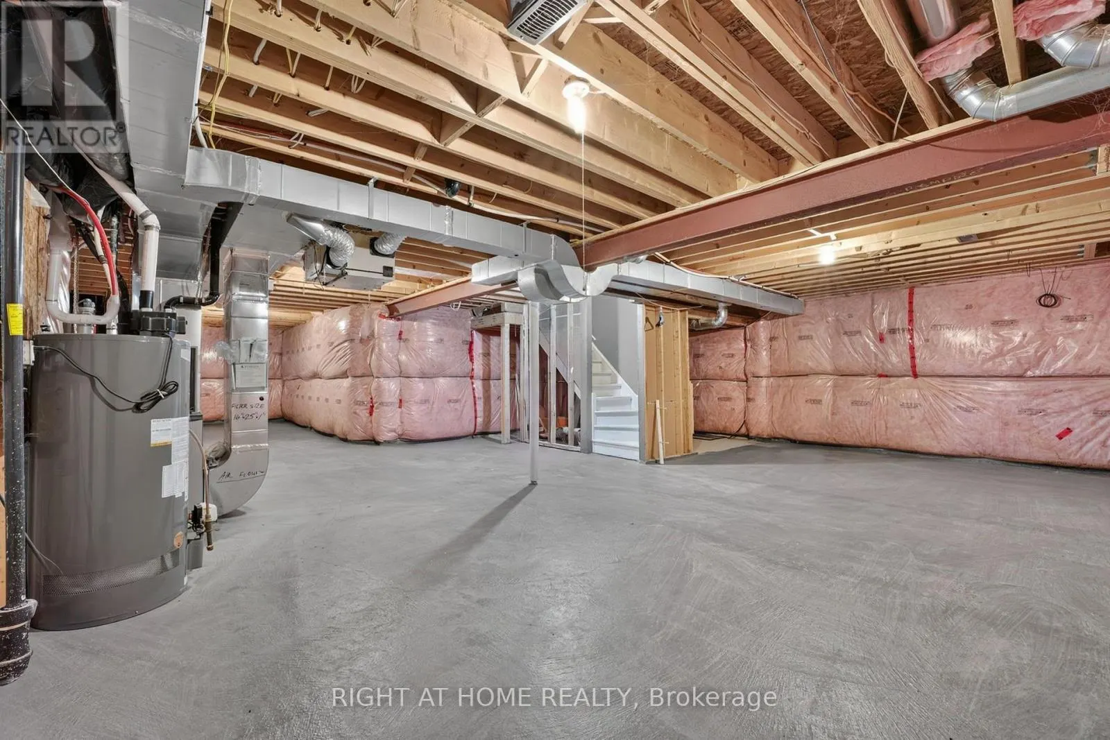 8460 SWEET CHESTNUT DRIVE