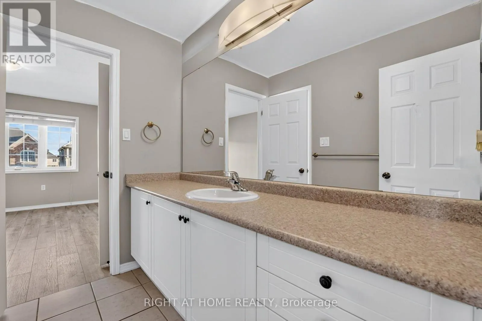 8460 SWEET CHESTNUT DRIVE