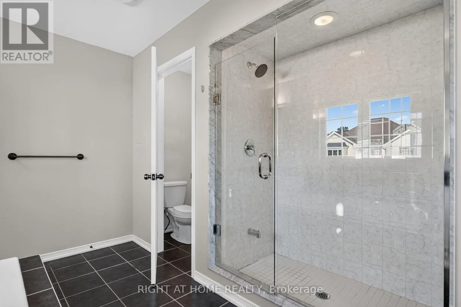 8460 SWEET CHESTNUT DRIVE