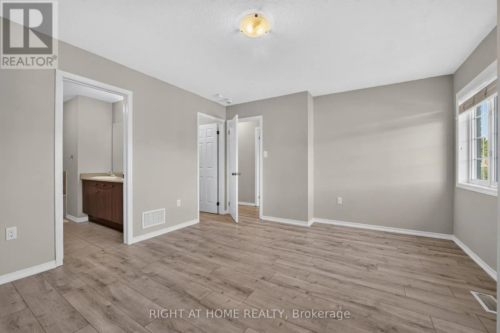 8460 SWEET CHESTNUT DRIVE
