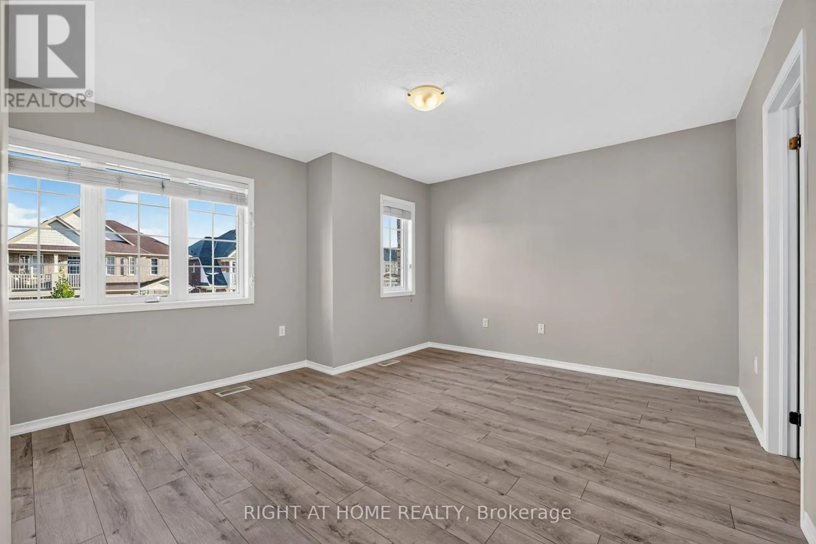 8460 SWEET CHESTNUT DRIVE
