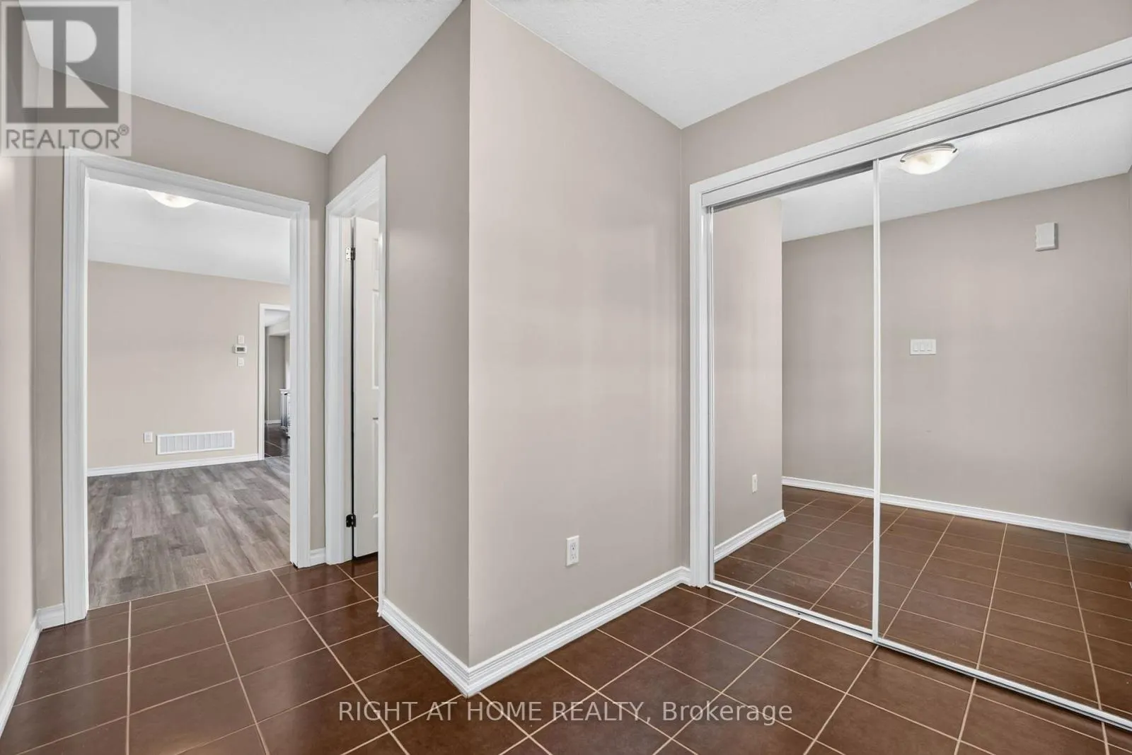 8460 SWEET CHESTNUT DRIVE