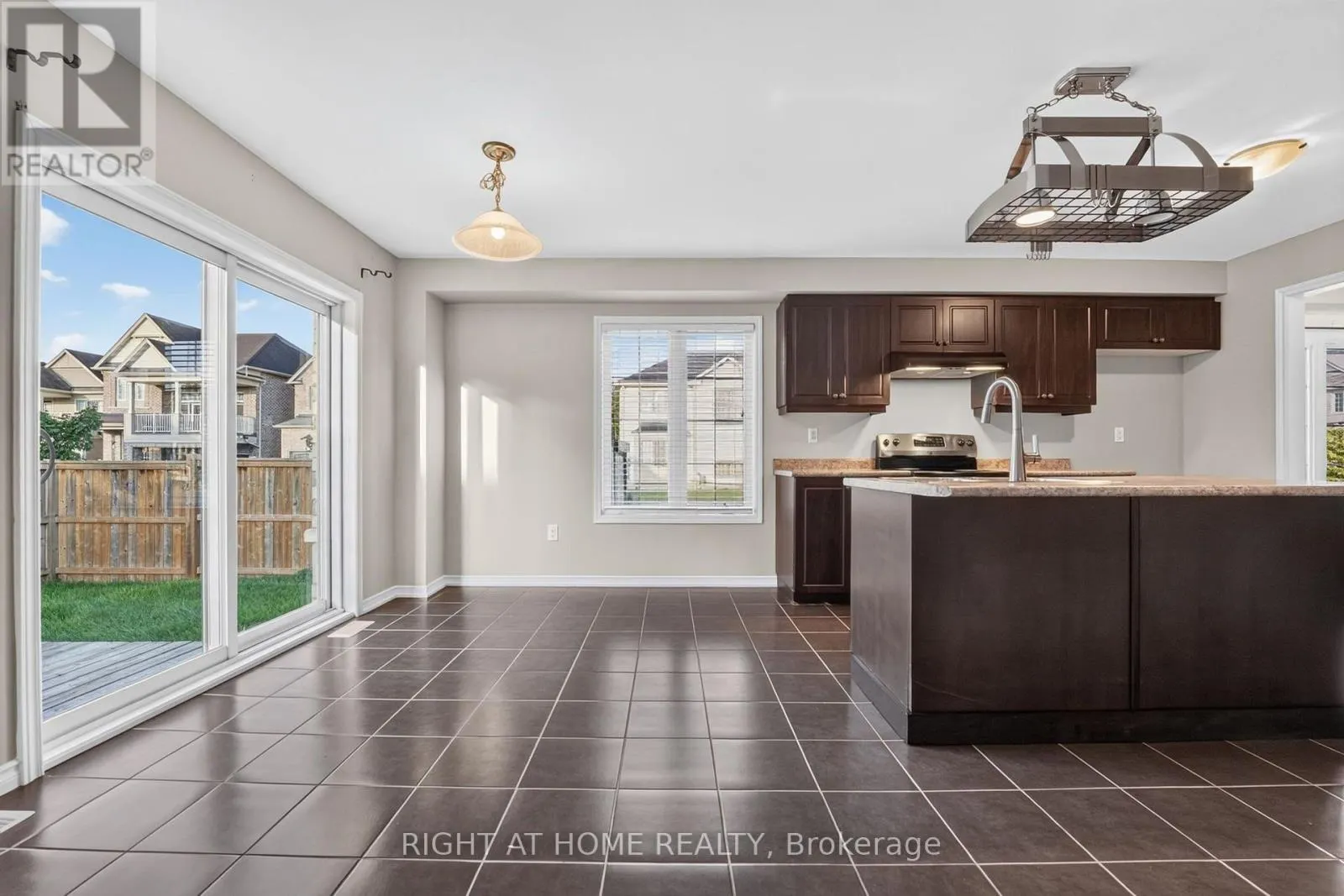 8460 SWEET CHESTNUT DRIVE