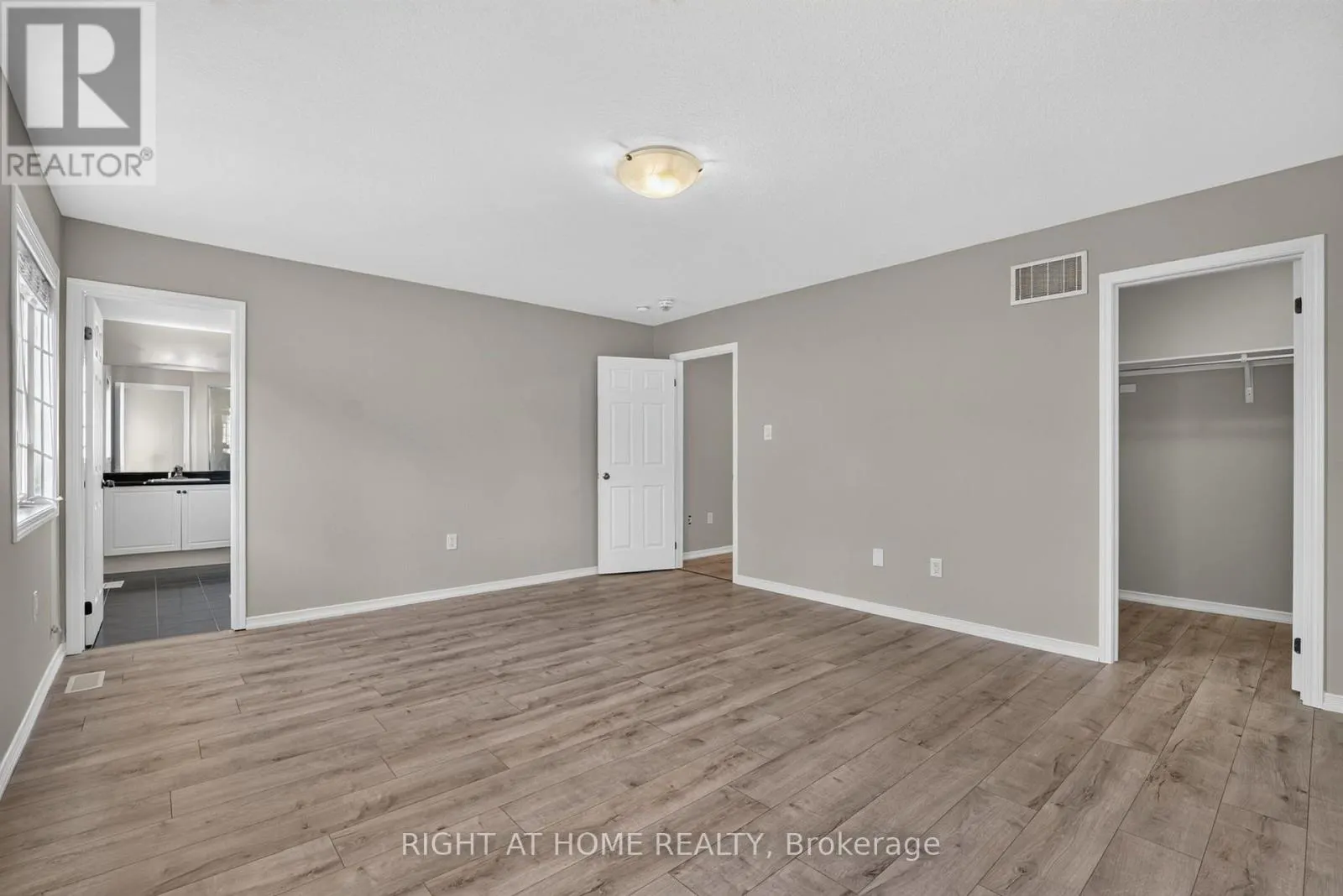 8460 SWEET CHESTNUT DRIVE