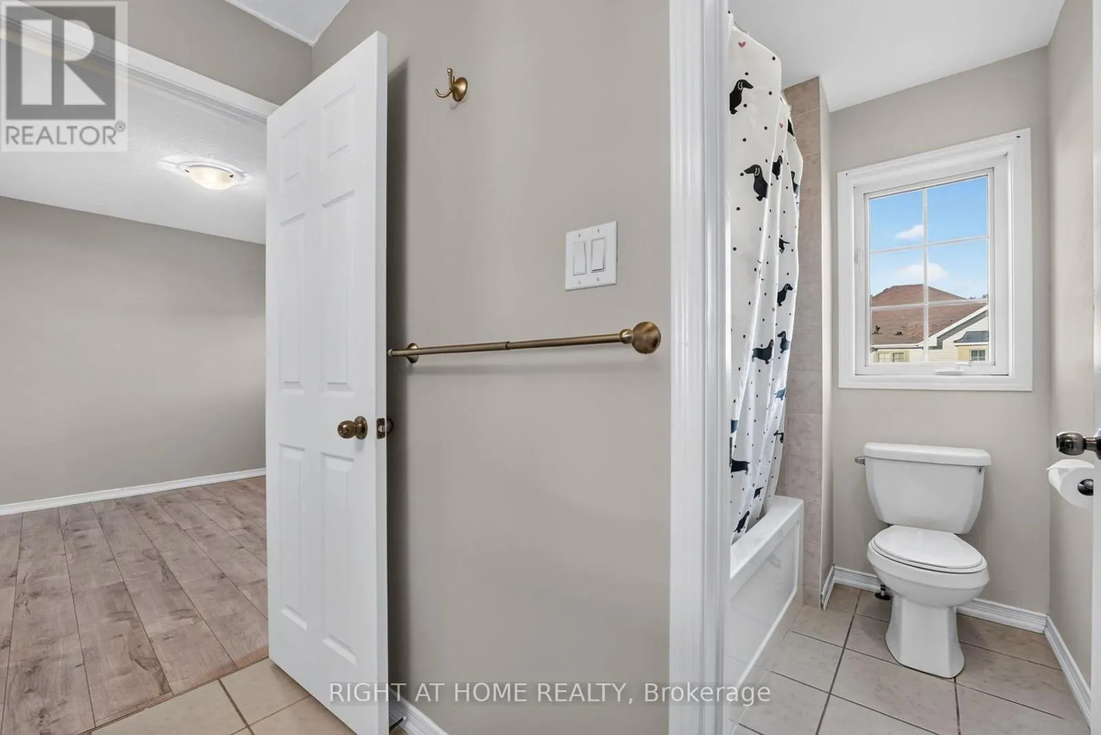 8460 SWEET CHESTNUT DRIVE