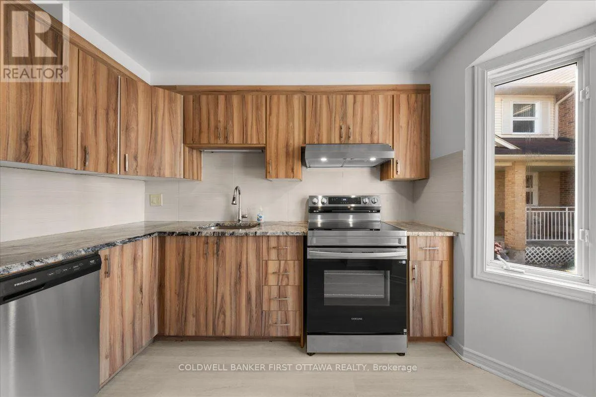 2F CASTLEBROOK LANE