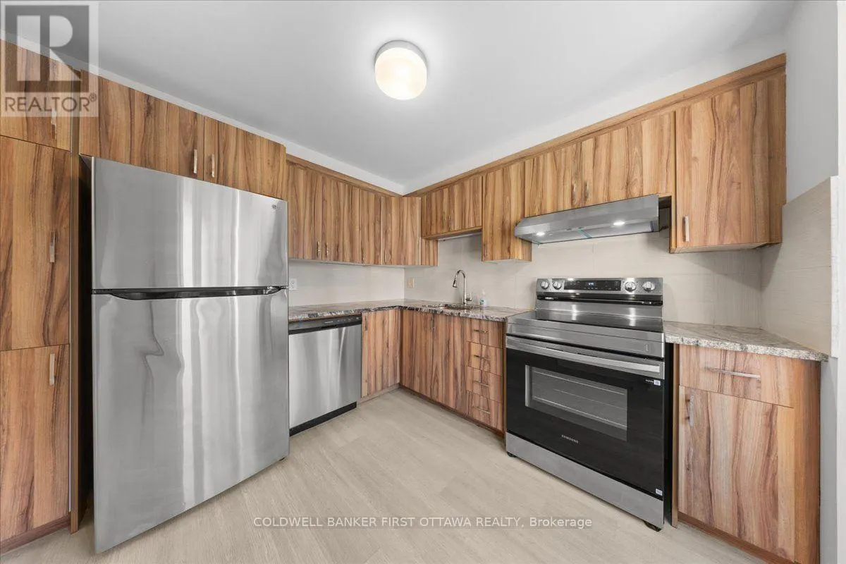 2F CASTLEBROOK LANE