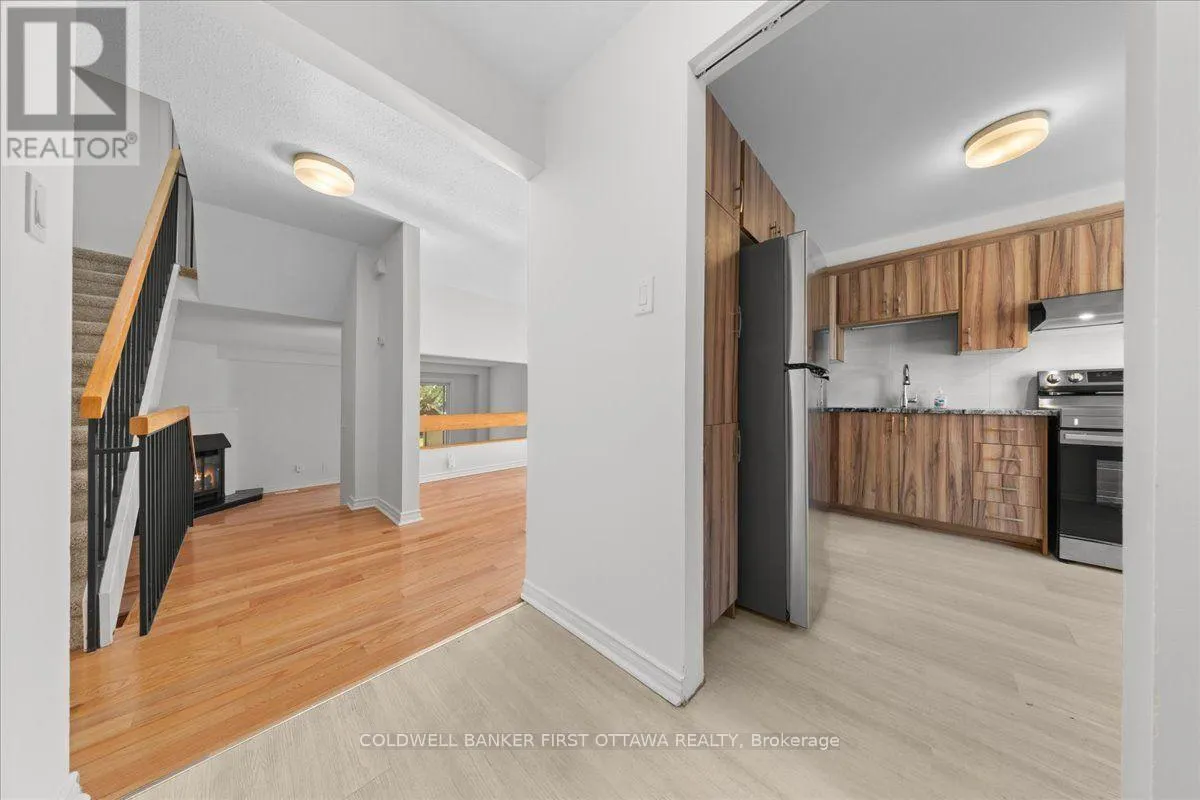 2F CASTLEBROOK LANE