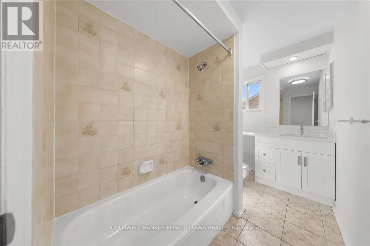 2F CASTLEBROOK LANE