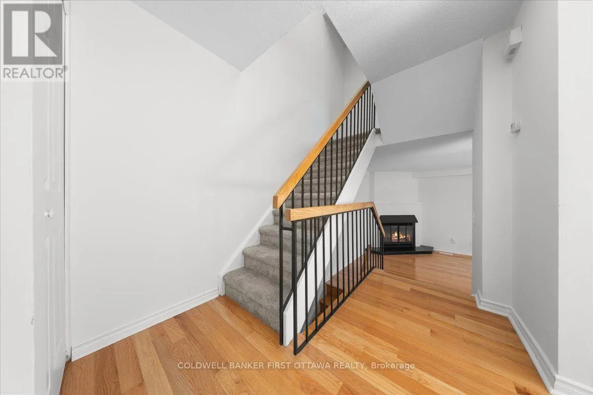 2F CASTLEBROOK LANE