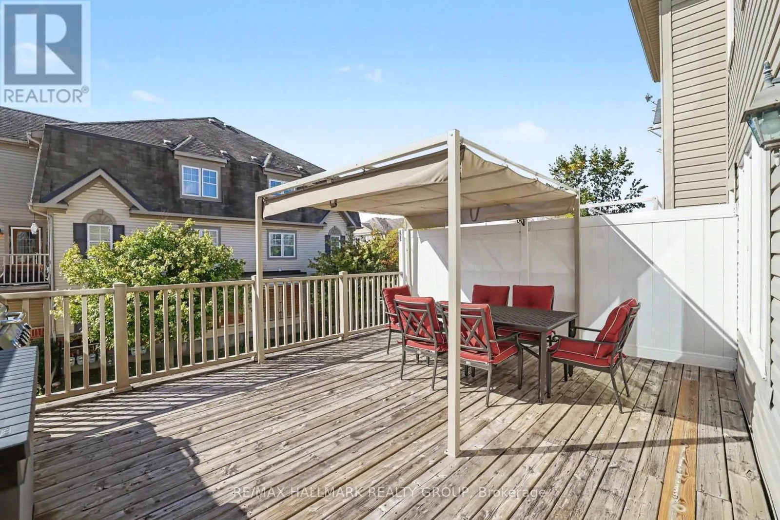 614 MARTINIQUE LANE
