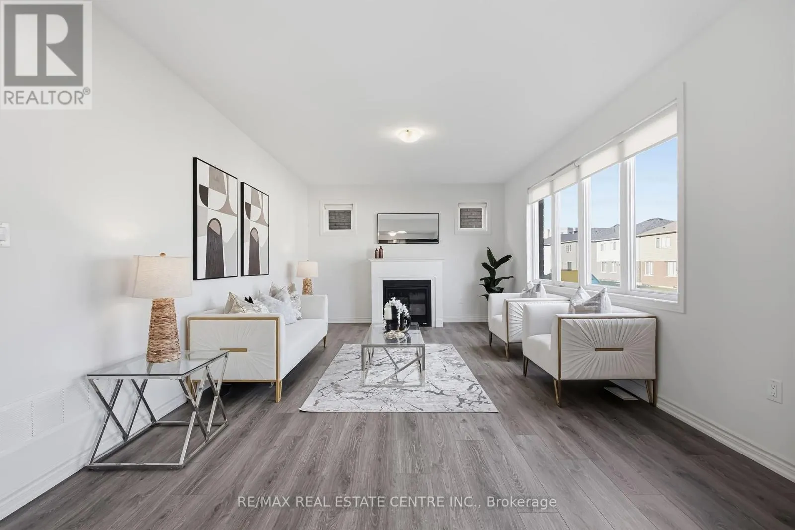 123 REA DRIVE