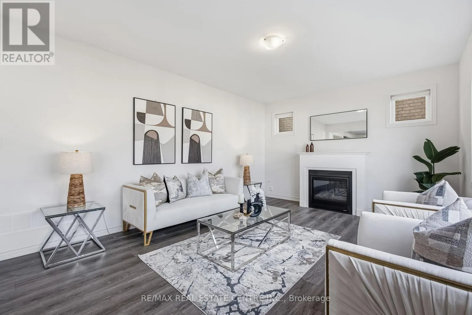 123 REA DRIVE