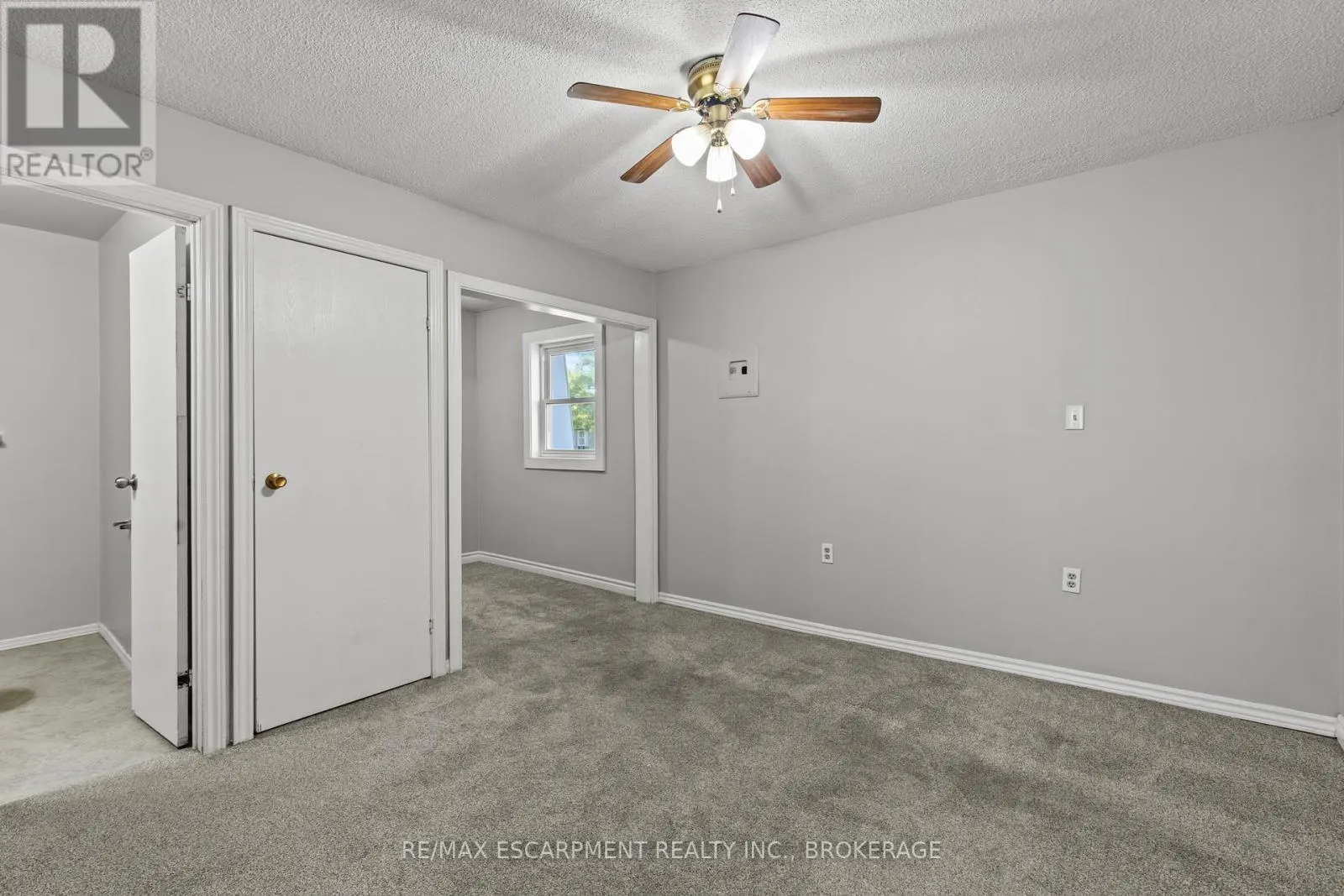 UPPER - 15 MCCORMICK STREET #Upper