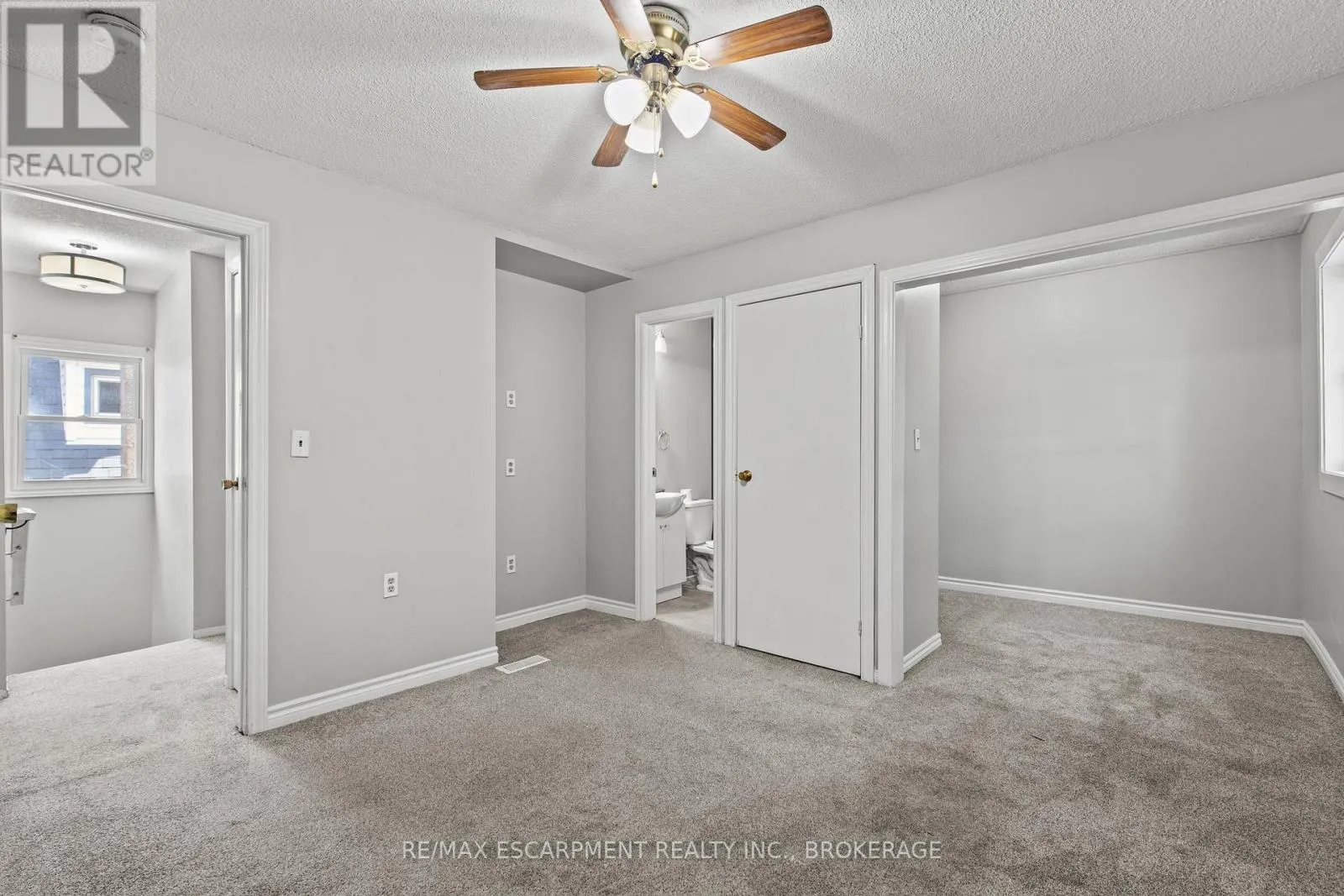UPPER - 15 MCCORMICK STREET #Upper
