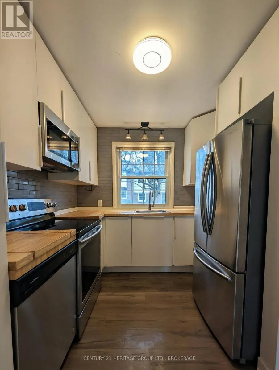 5 - 136 NOTCH HILL ROAD #5