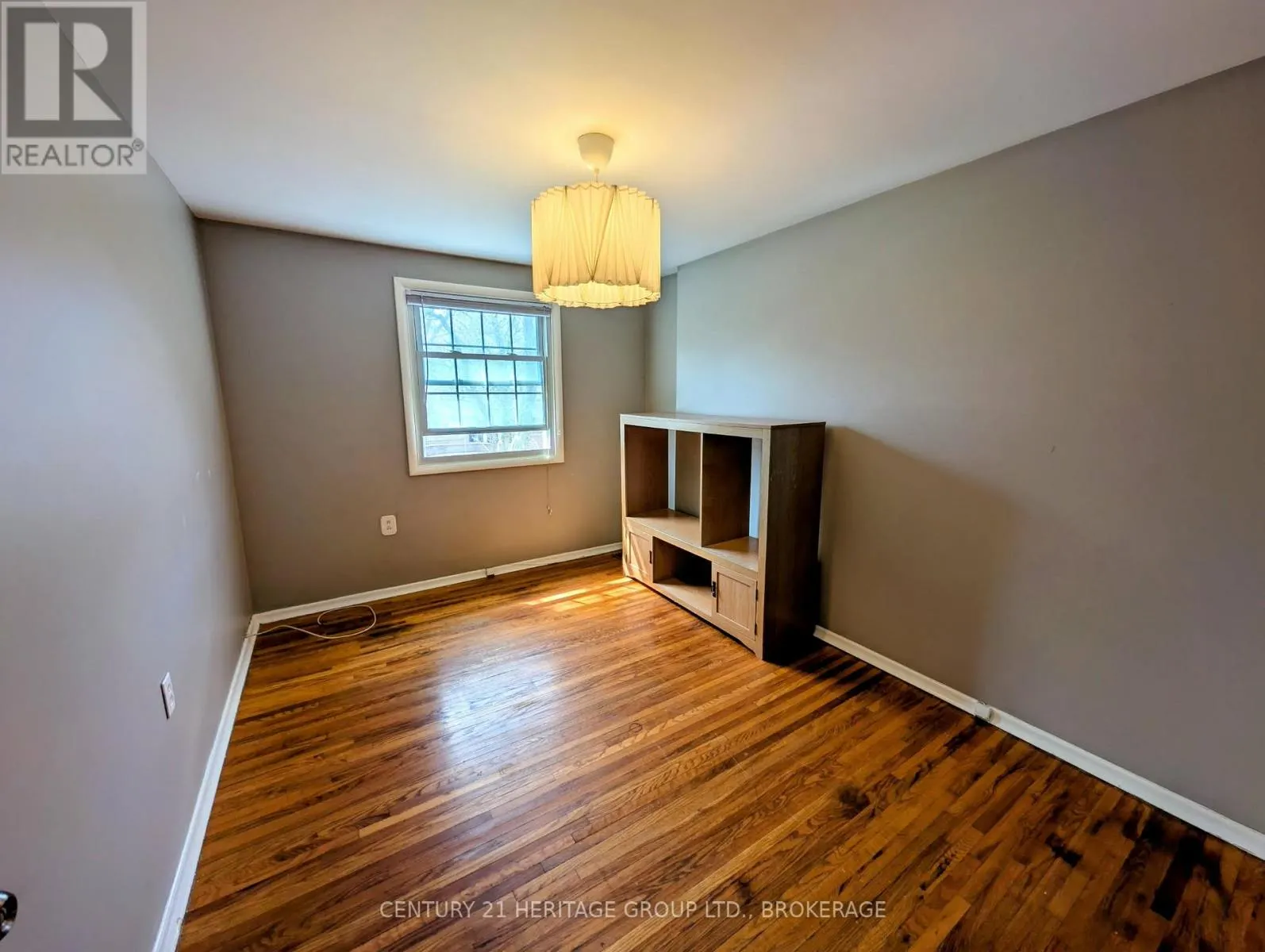 5 - 136 NOTCH HILL ROAD #5
