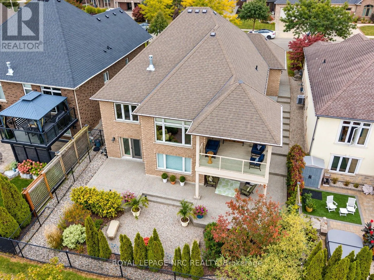 295 CREEKSIDE DRIVE