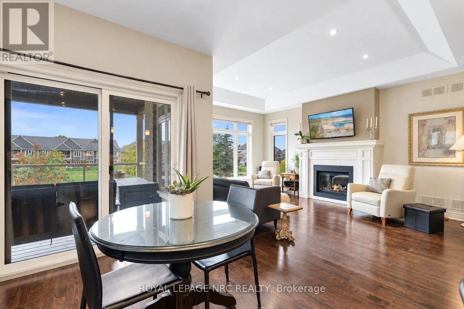295 CREEKSIDE DRIVE