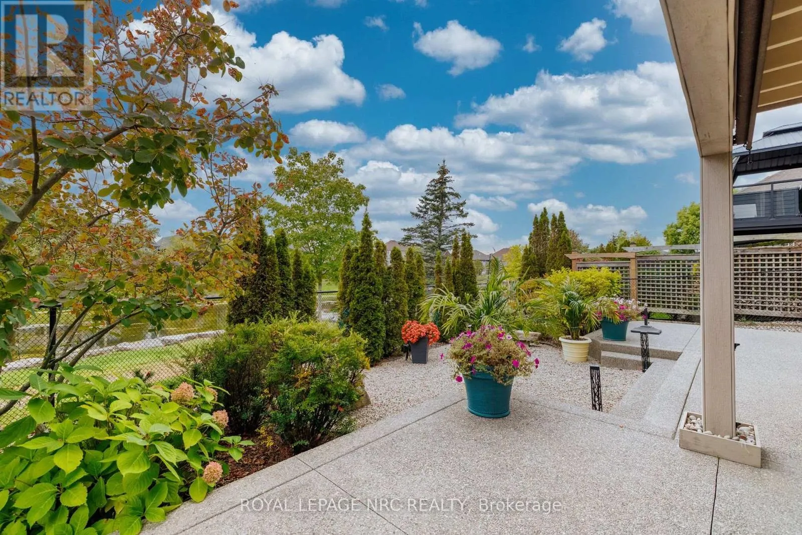 295 CREEKSIDE DRIVE