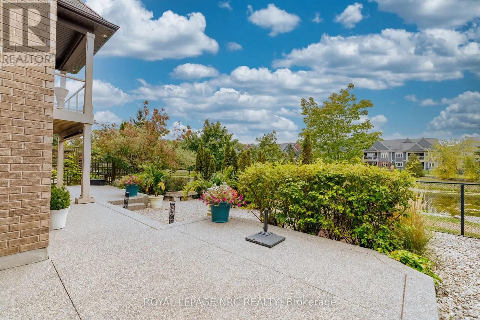 295 CREEKSIDE DRIVE