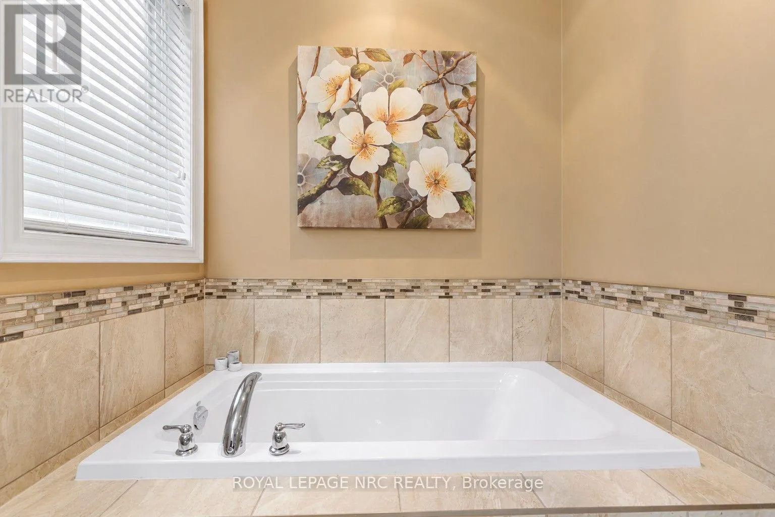 295 CREEKSIDE DRIVE